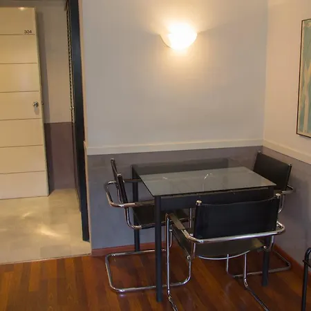 Apartment Descartes