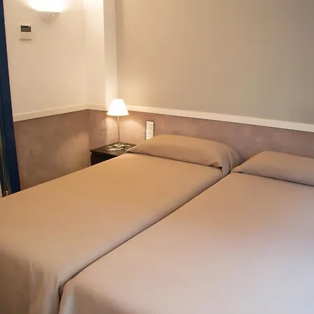 Apartment Descartes *
