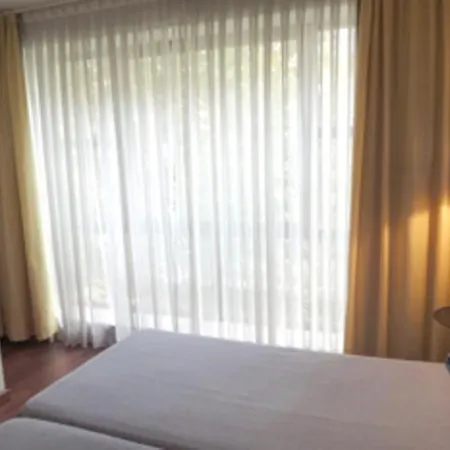 Apartment Descartes *