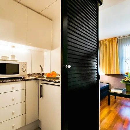 Descartes Apartment Barcelona